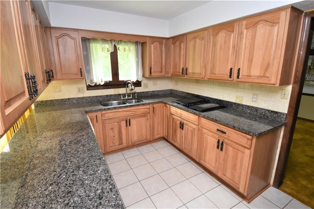 8842 Winding Ridge Road Indianapolis, IN 46217 - Photo 10 of 41 Gallery Image 10