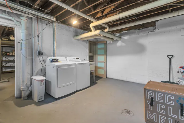 $370,000 | 1000 West Washington Avenue, Jackson, MI 49203