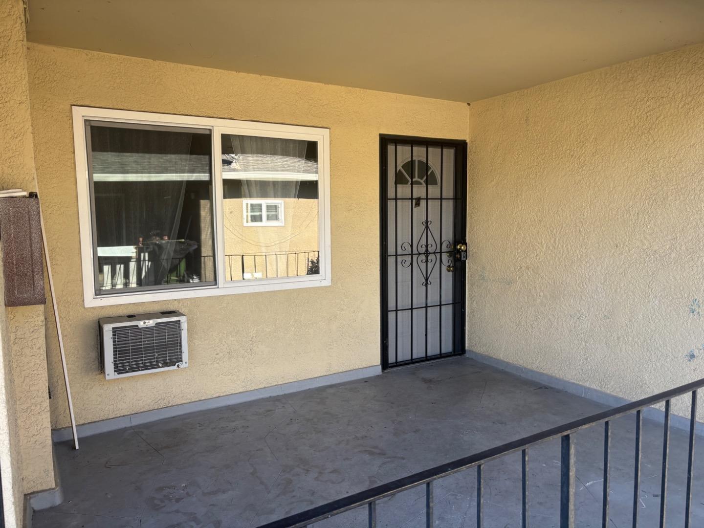 591 Nello Drive, Unit 4 Campbell, CA 95008 - Photo 30 of 33 a view of an empty room with a window