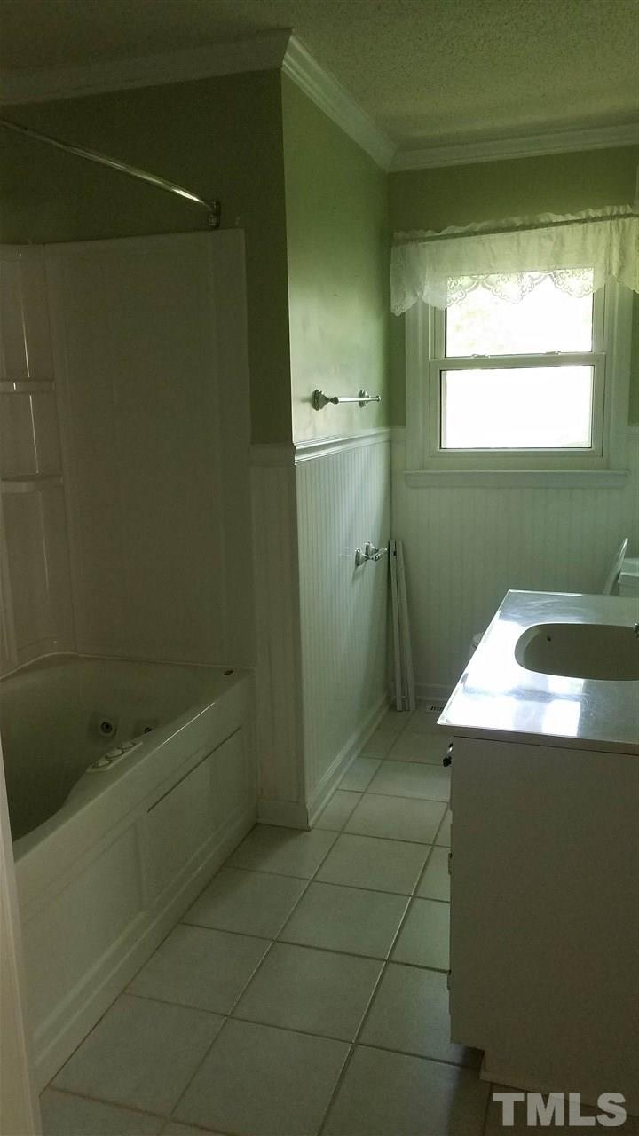 1602 Goodwin Road Durham, NC 27712 - Photo 10 of 13 Gallery Image 10