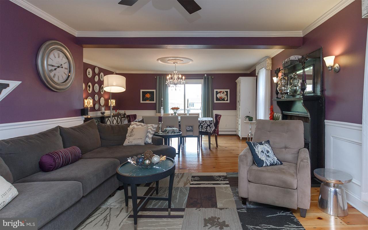 21125 Keeney Mill Road Freeland, MD 21053 - Photo 6 of 30 Living Room