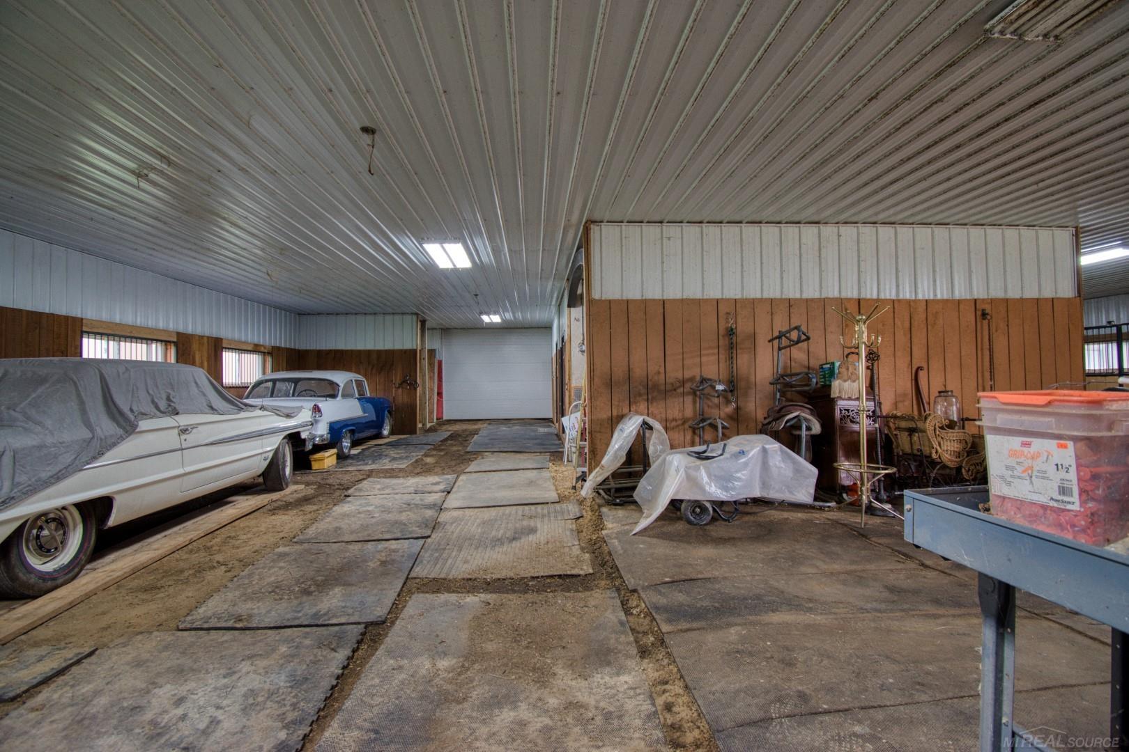 55525 Fairchild Road Macomb, MI 48042 - Photo 50 of 68 50156447-db968cd0-393a-4d5d-835b-eaf0ad10e5ec.JPG
