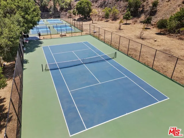 a view of a tennis court