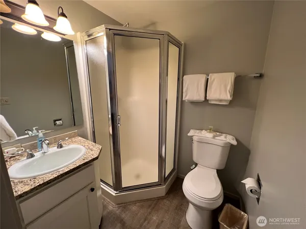 $3,000 | 100 Lake Chelan Shores Drive, Unit 158F, Chelan, WA 98816