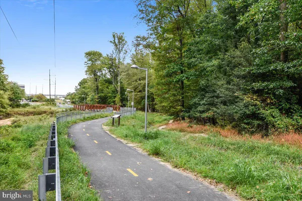 $1,265,000 | 8722 Higdon Drive, Vienna, VA 22182