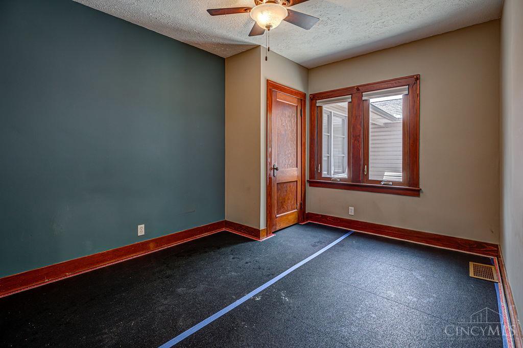 5070 Winton Road Fairfield, OH 45014 - Photo 14 of 33