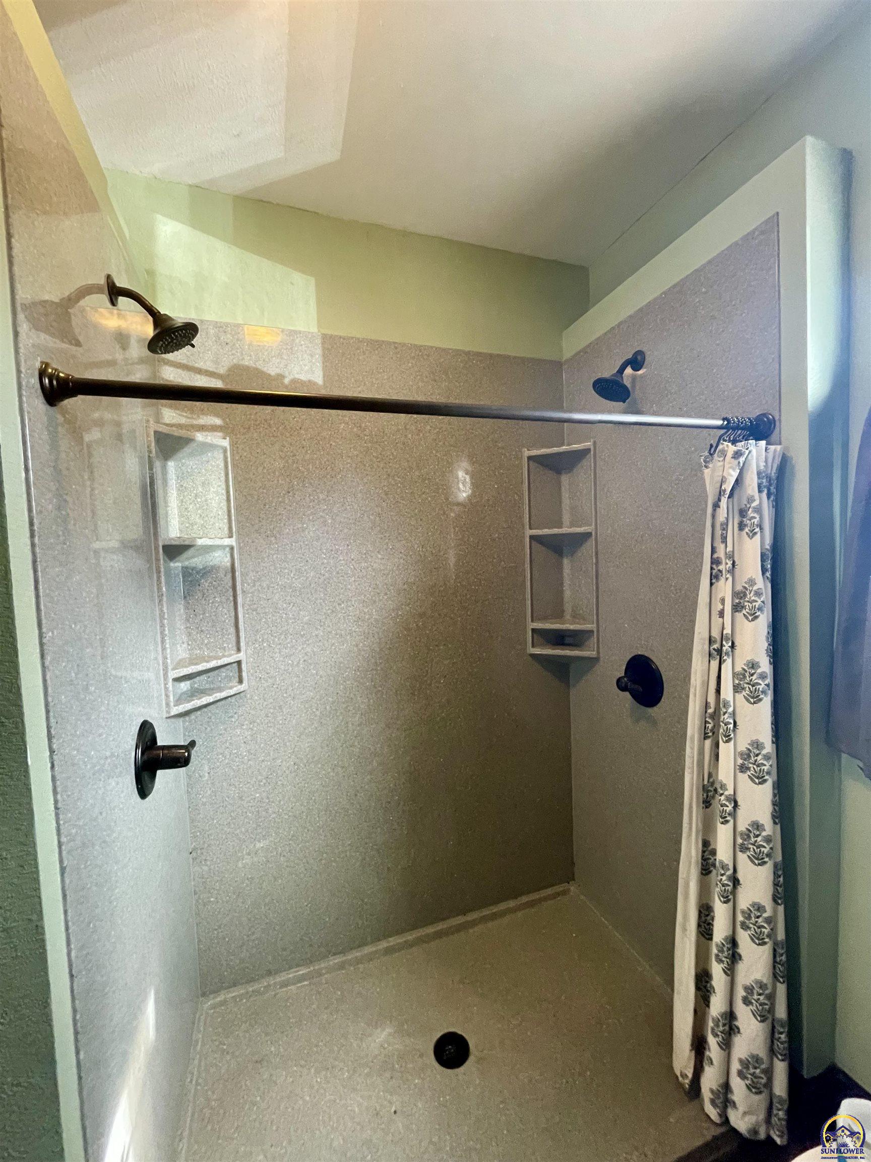 10134 Southwest Jordan Road Wakarusa, KS 66546 - Photo 12 of 36 Updated w/Double ONYX Shower