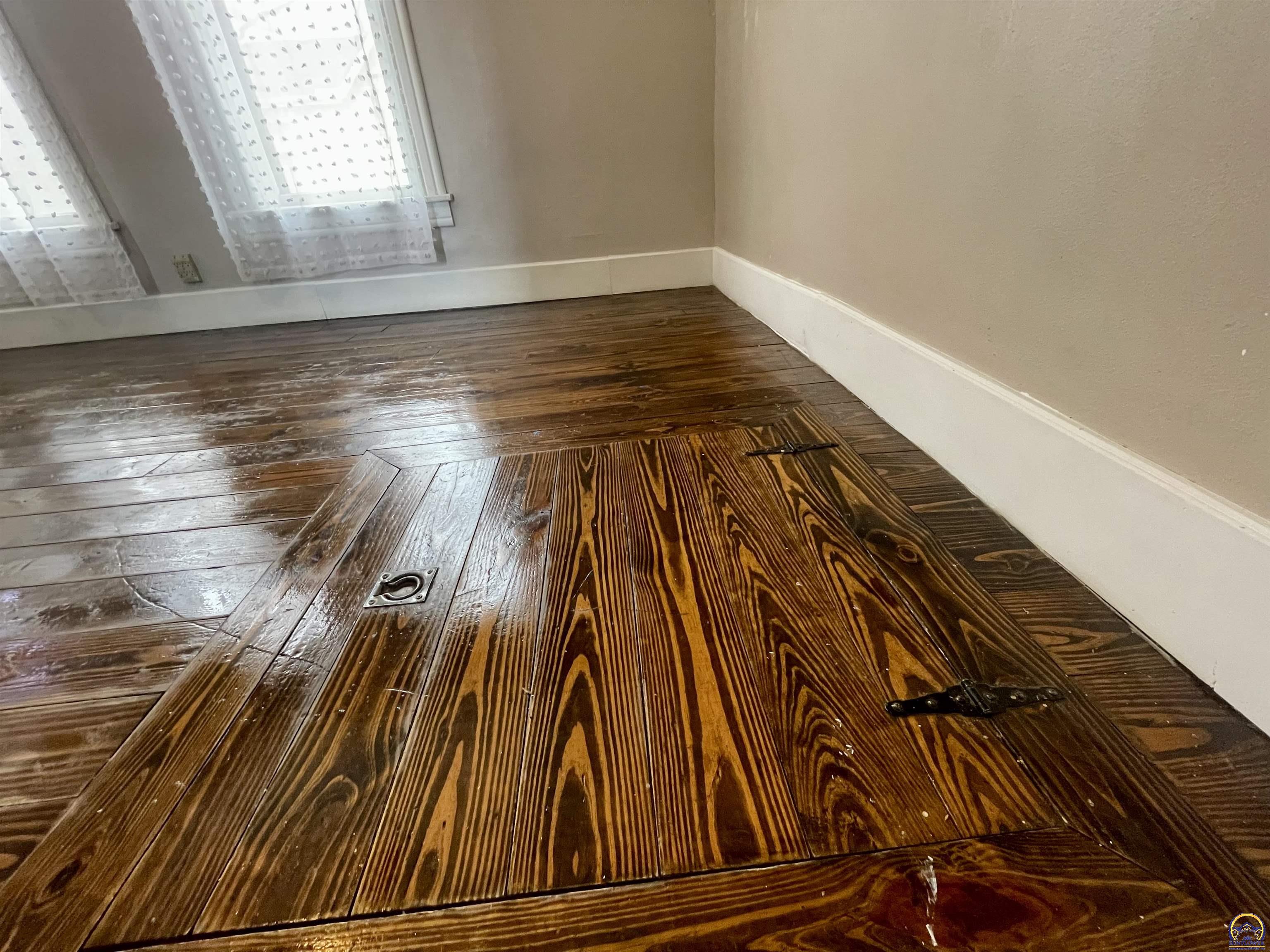 10134 Southwest Jordan Road Wakarusa, KS 66546 - Photo 16 of 36 Basement ACCESS in DR