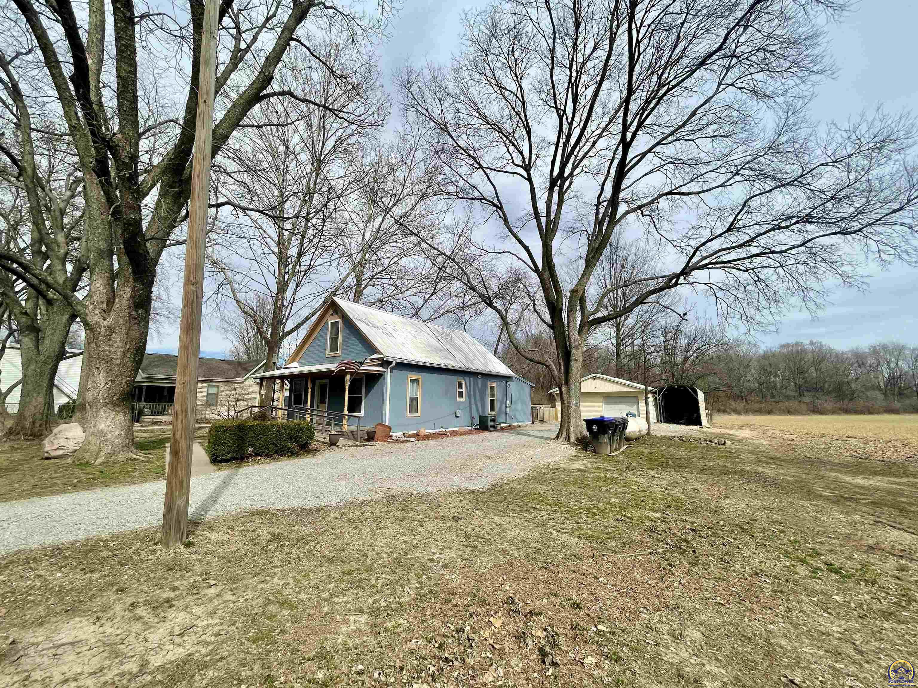 10134 Southwest Jordan Road Wakarusa, KS 66546 - Photo 28 of 36 Street View