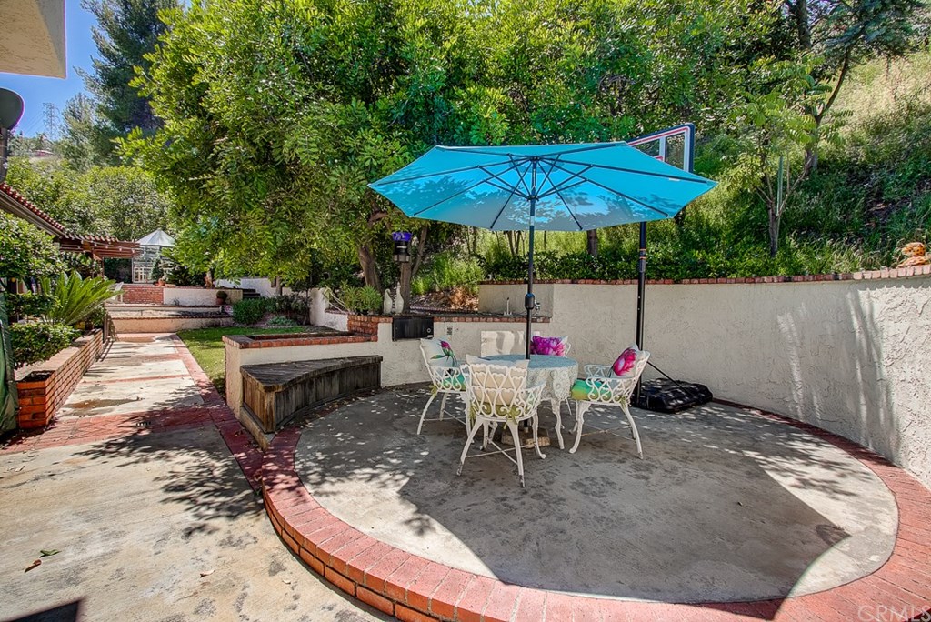 2133 Erin Way Glendale, CA 91206 - Photo 35 of 51