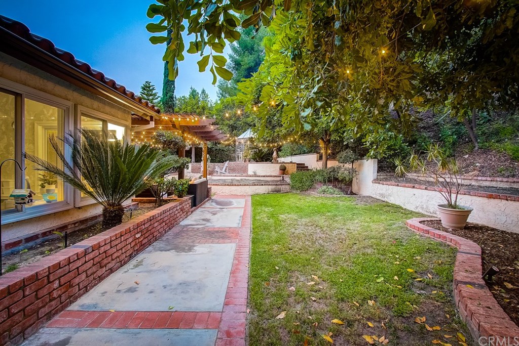 2133 Erin Way Glendale, CA 91206 - Photo 43 of 51