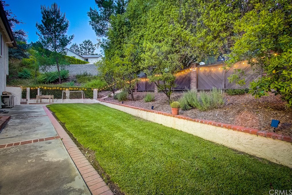 2133 Erin Way Glendale, CA 91206 - Photo 45 of 51