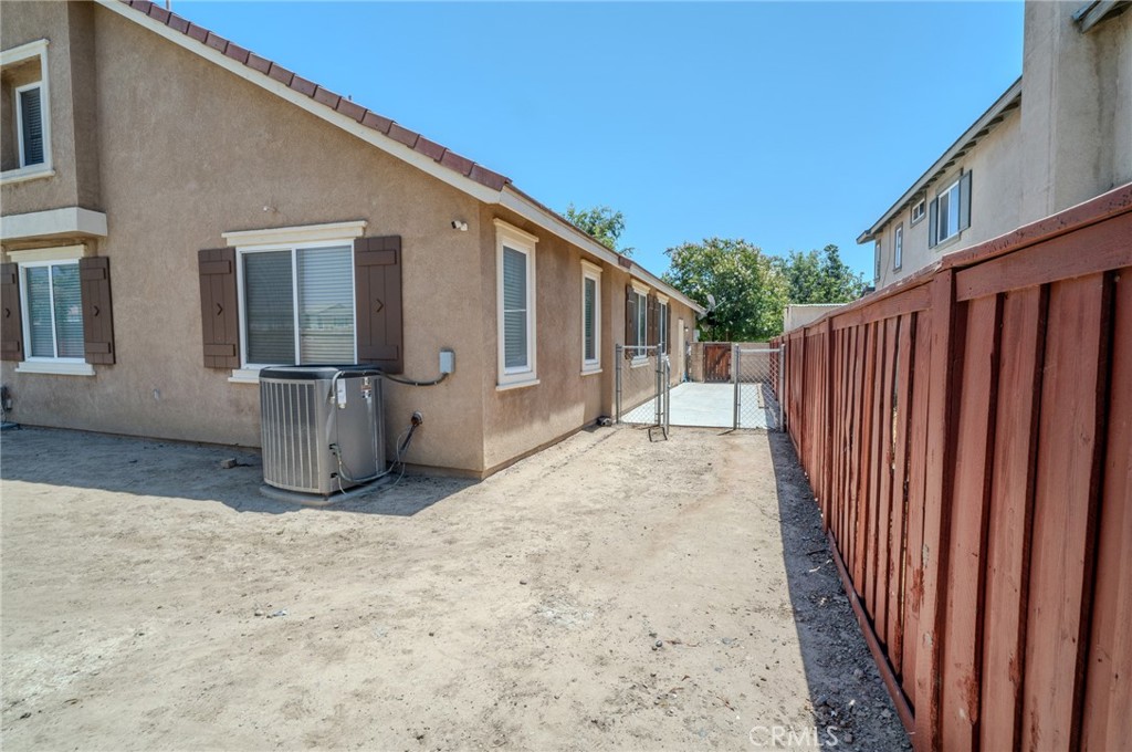 1895 Silver Drop Lane Hemet, CA 92545 - Photo 49 of 50 Backyard