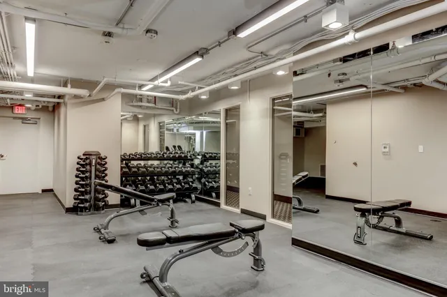 $1,900 | 1808 Old Meadow Road, Unit 1016, McLean, VA 22102