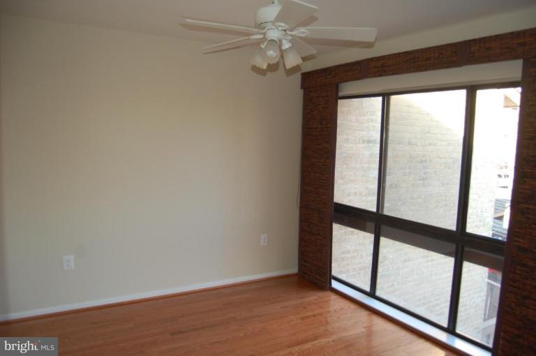 2019 Lakewinds Drive Reston, VA 20191 - Photo 5 of 14 Bedroom #1