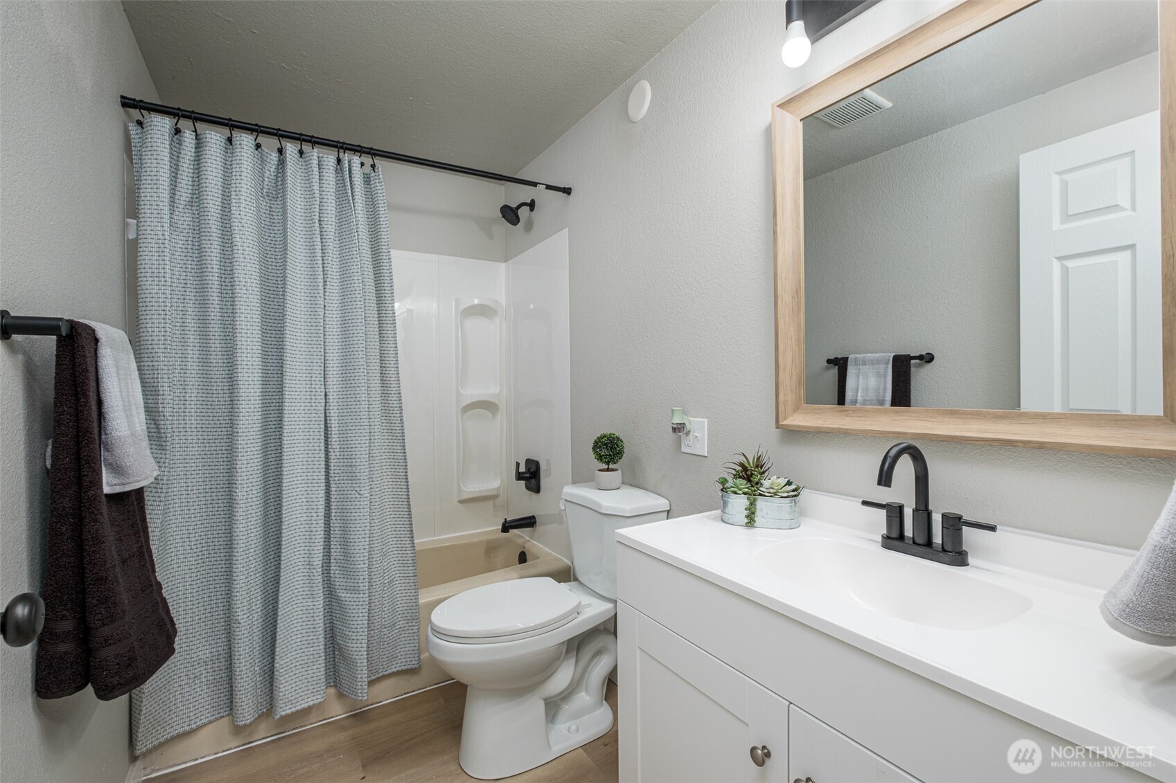 415 North Earl Road Moses Lake, WA 98837 - Photo 17 of 25 Gallery Image 17