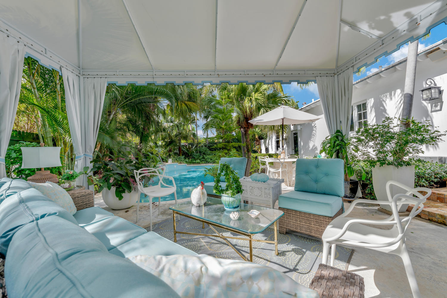 202 Edmor Road West Palm Beach, FL 33405 - Photo 3 of 25 202 Edmor Rd West Palm Beach-large-019-3