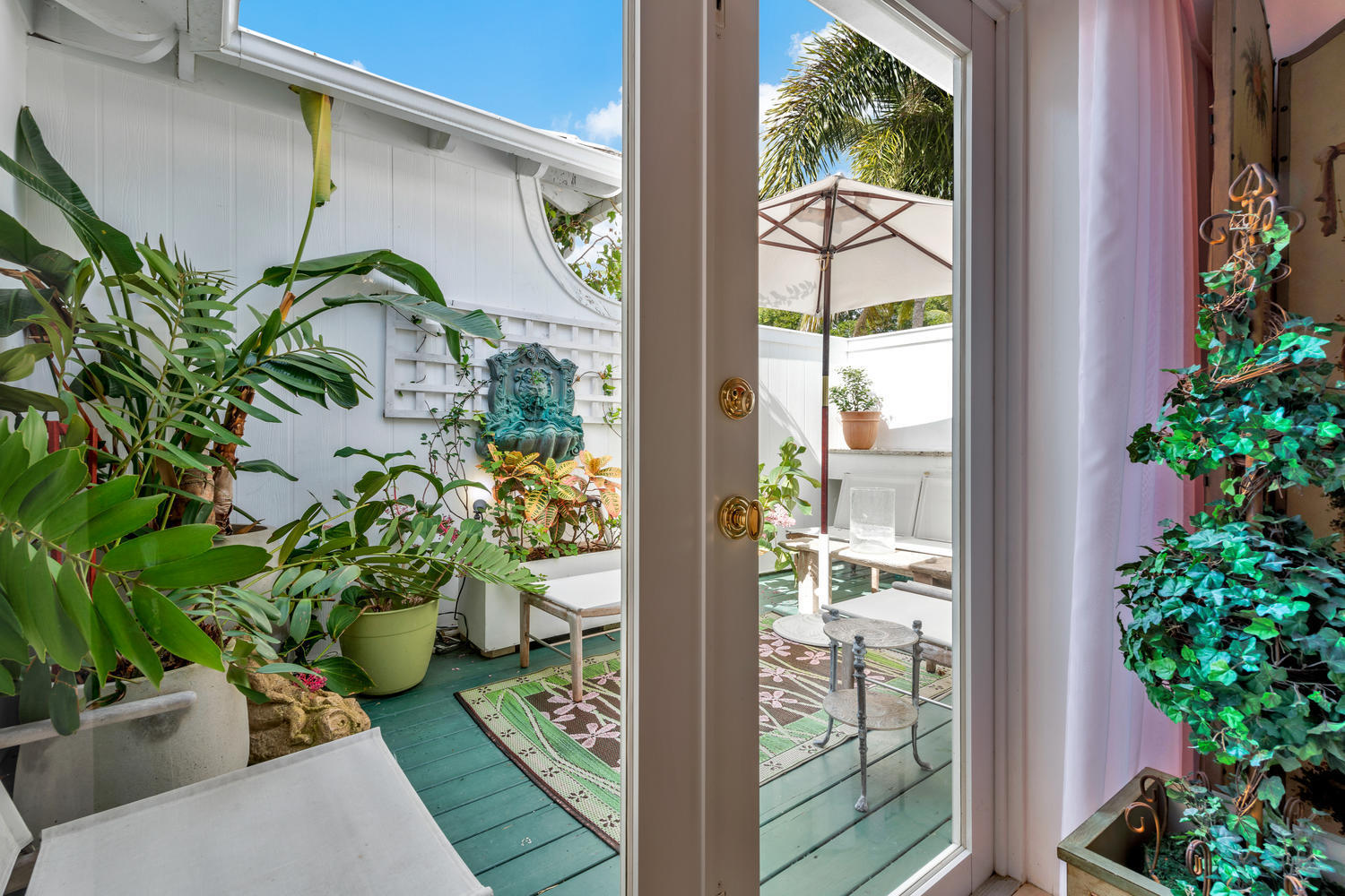 202 Edmor Road West Palm Beach, FL 33405 - Photo 7 of 25 202 Edmor Rd West Palm Beach-large-022-6