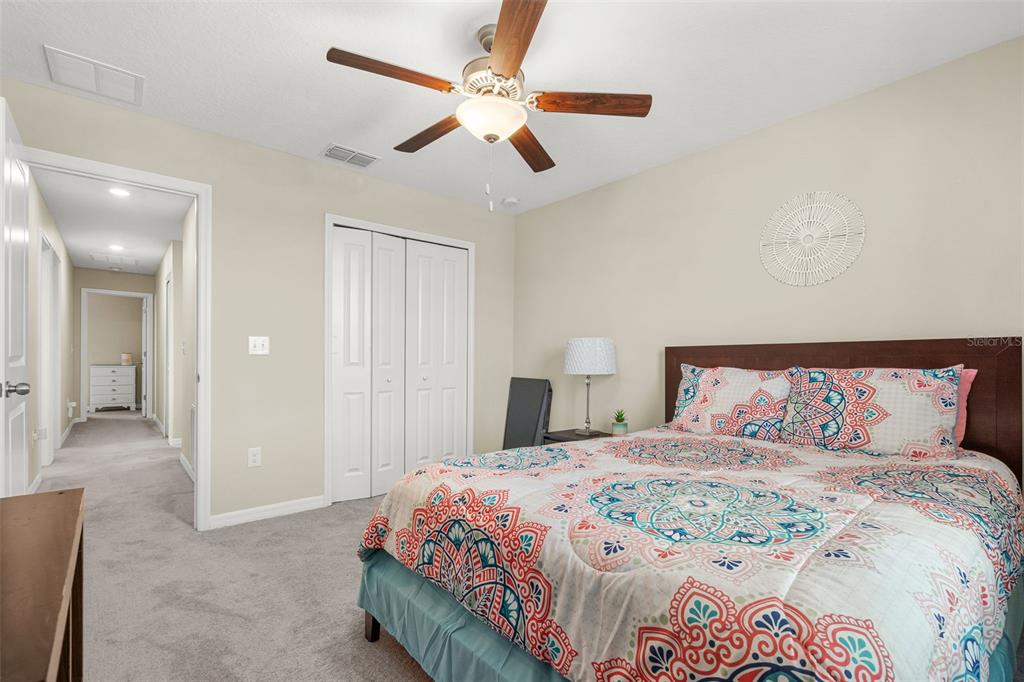 9823 Lemon Drop Loop Ruskin, FL 33573 - Photo 29 of 56 Gallery Image 29