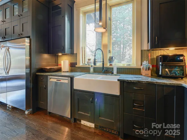 $10,000 | 1413 Devon Drive, Charlotte, NC 28209