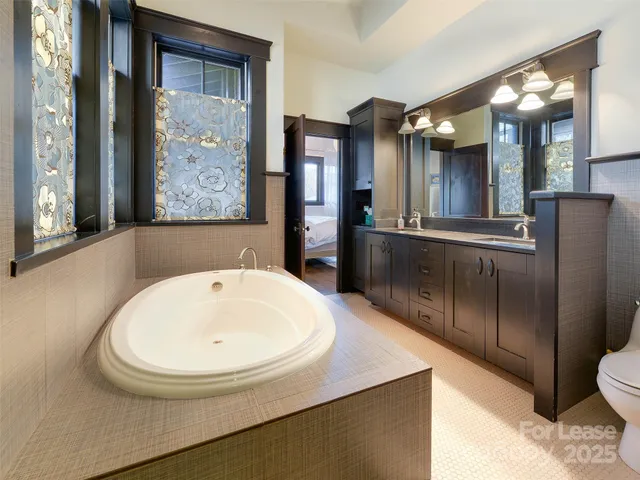 $10,000 | 1413 Devon Drive, Charlotte, NC 28209