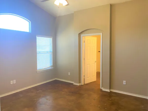 $1,450 | 8704 10th Street, Lubbock, TX 79416