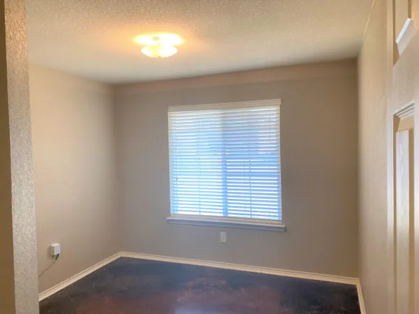 $1,450 | 8704 10th Street, Lubbock, TX 79416