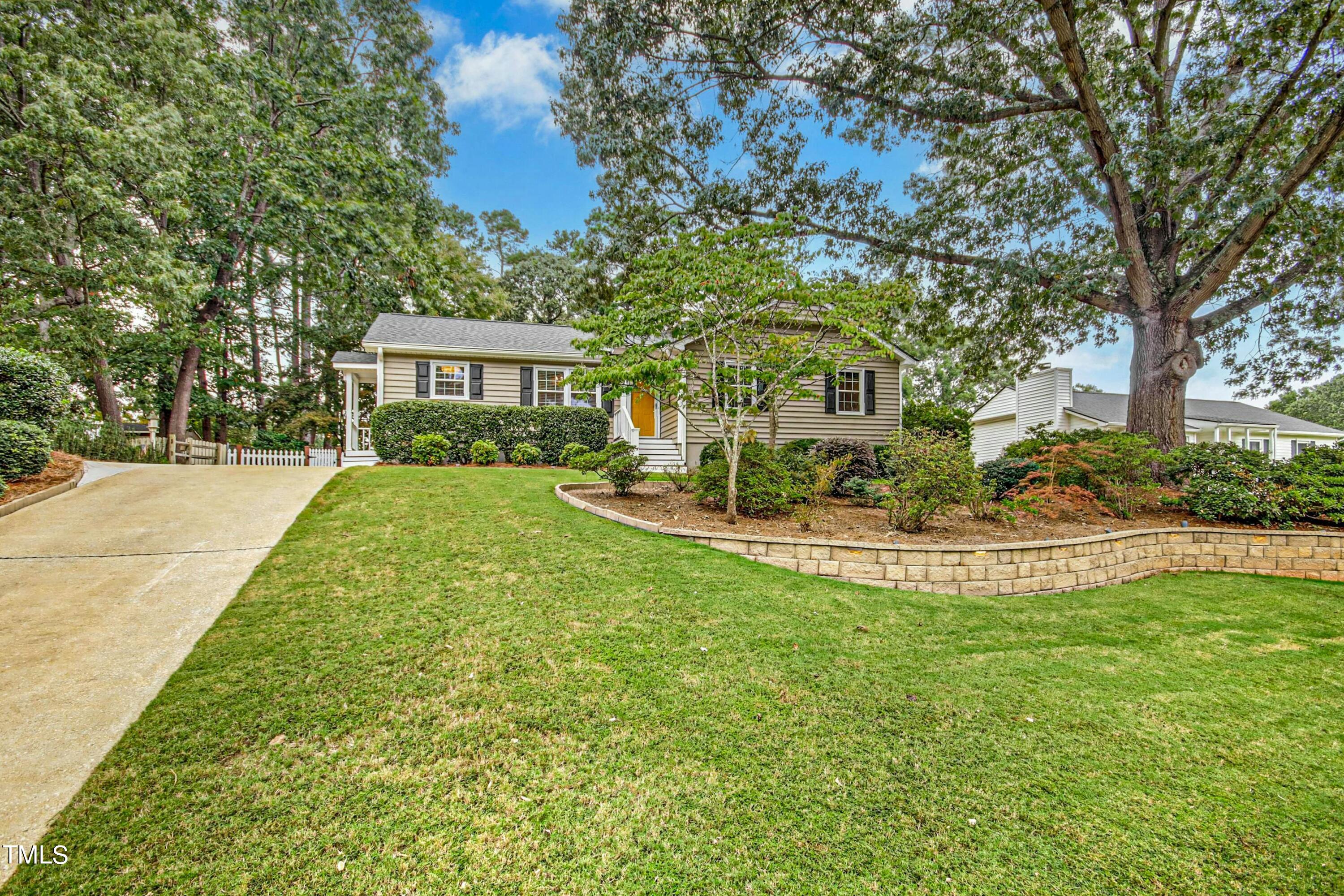 213 Rosehaven Drive Raleigh, NC 27609 - Photo 32 of 32 030-472872-213_Rosehaven_Drive_IMG_2133_