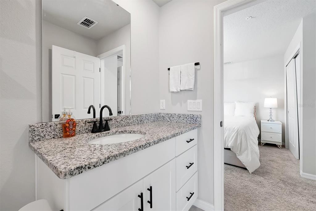 1027 Robin Holly Street Ocoee, FL 34761 - Photo 22 of 39