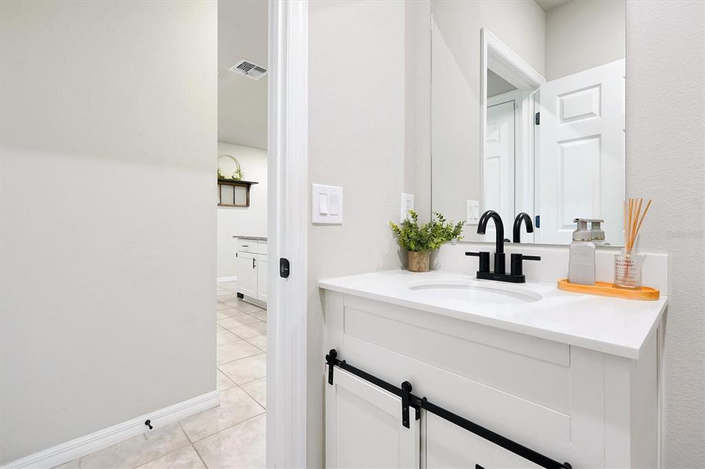 1027 Robin Holly Street Ocoee, FL 34761 - Photo 10 of 39