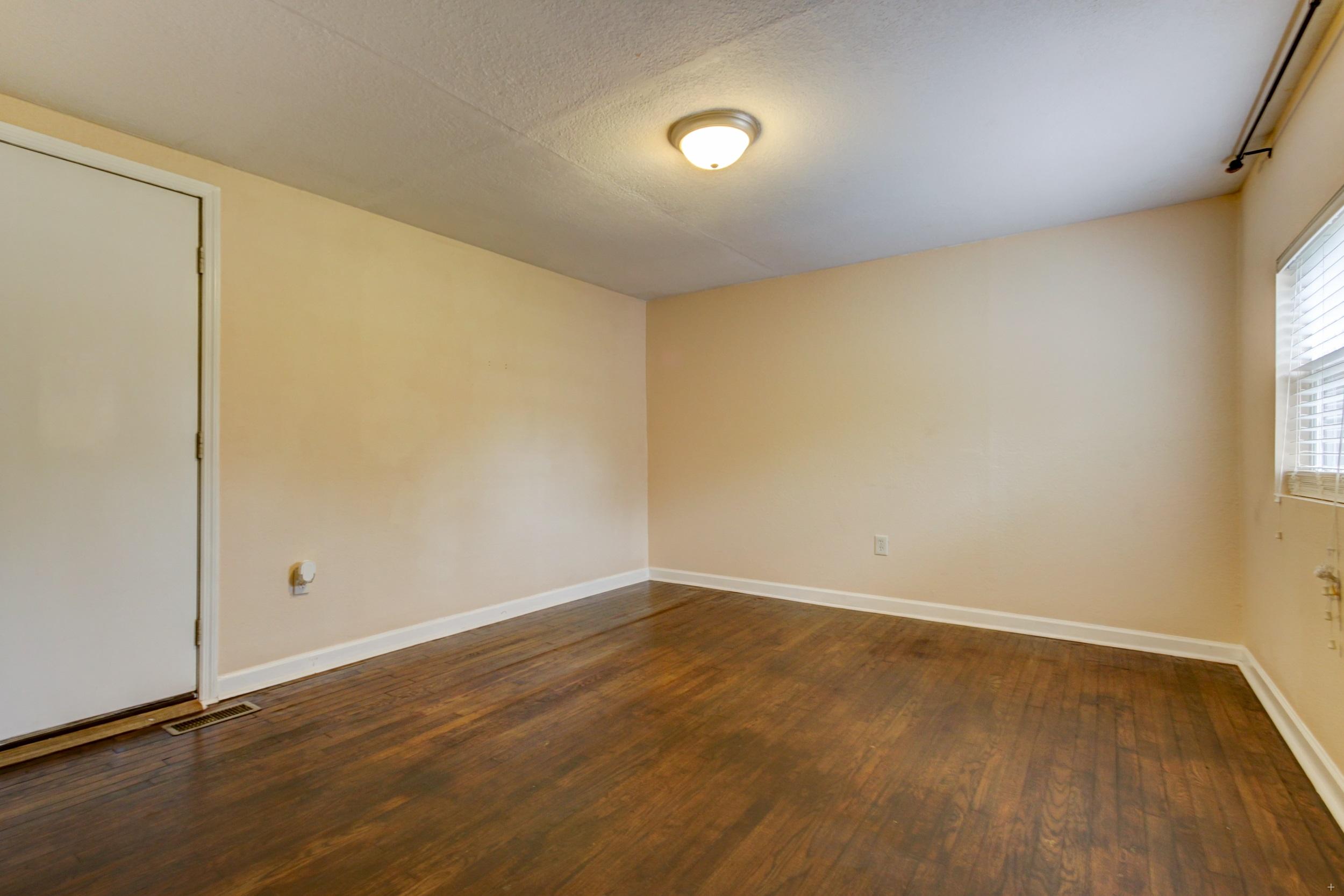 2302 Croydon Road Northwest Knoxville, TN 37921 - Photo 5 of 11 Croydon bedroom