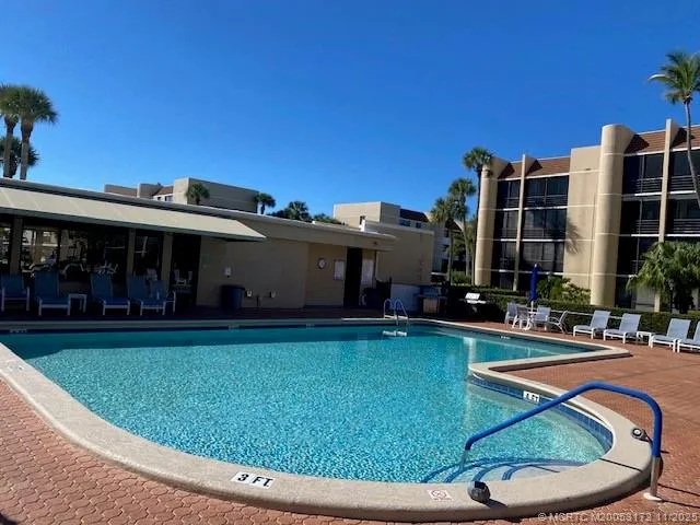 $2,500 | 3432 Northeast Causeway Boulevard, Unit 102, Jensen Beach, FL 34957