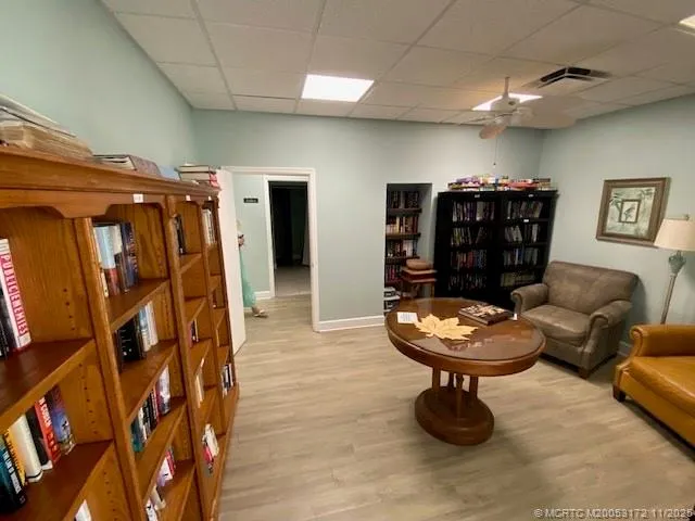 $2,500 | 3432 Northeast Causeway Boulevard, Unit 102, Jensen Beach, FL 34957