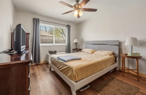 $1,600 | 513 Texas Avenue, Round Rock, TX 78664