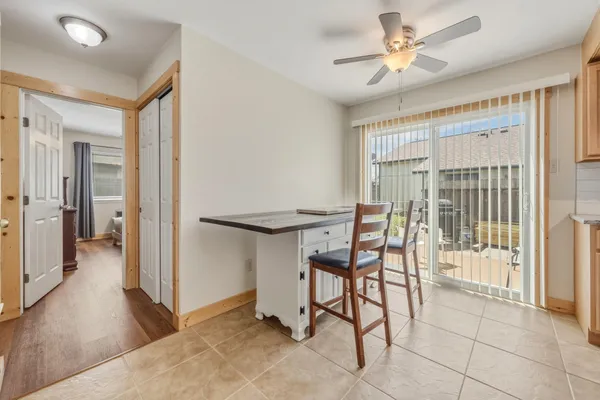 $1,600 | 513 Texas Avenue, Round Rock, TX 78664
