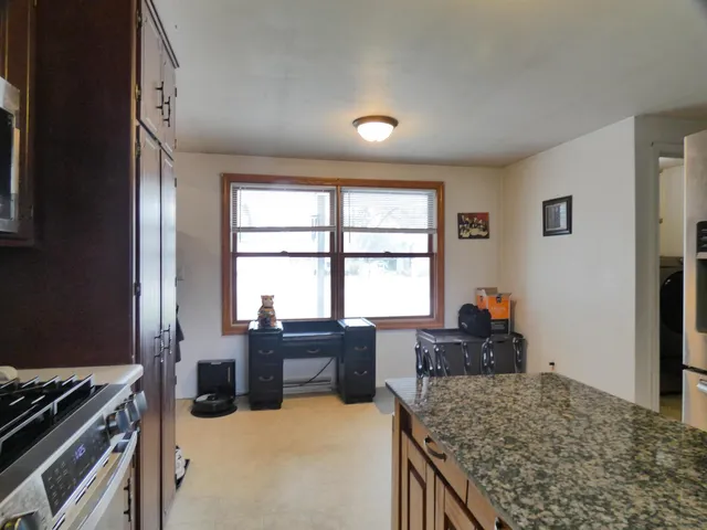 $399,900 | 1410 South 7th Street, De Pere, WI 54115