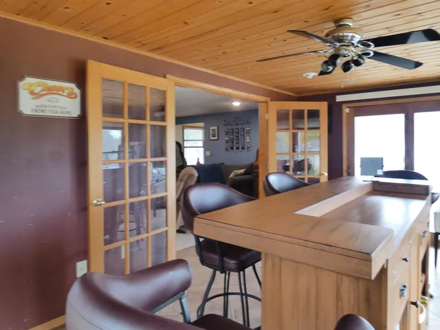 $399,900 | 1410 South 7th Street, De Pere, WI 54115