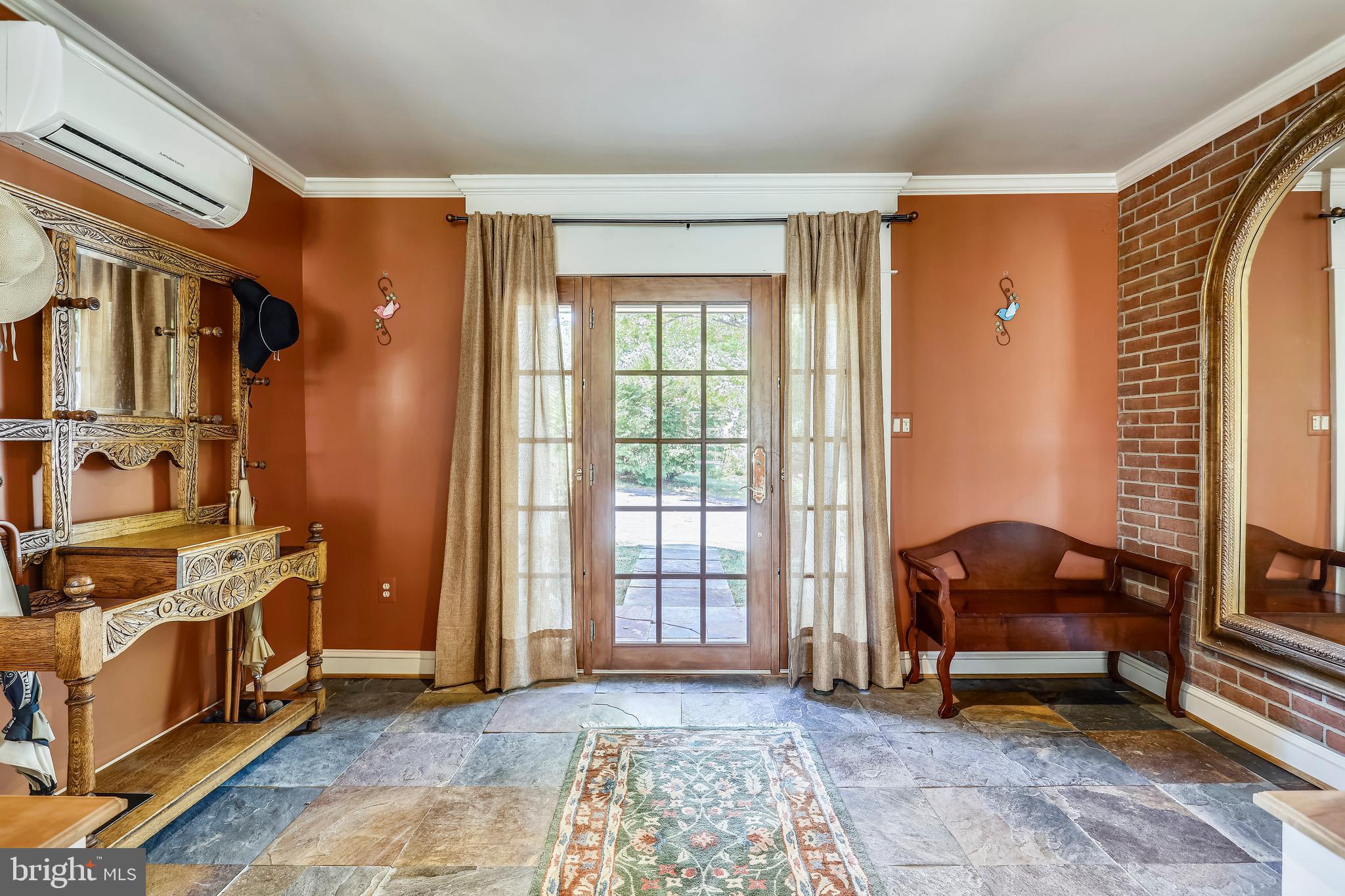 18325 Darnestown Road Boyds, MD 20841 - Photo 13 of 42 Entry Foyer off of the front of the house
