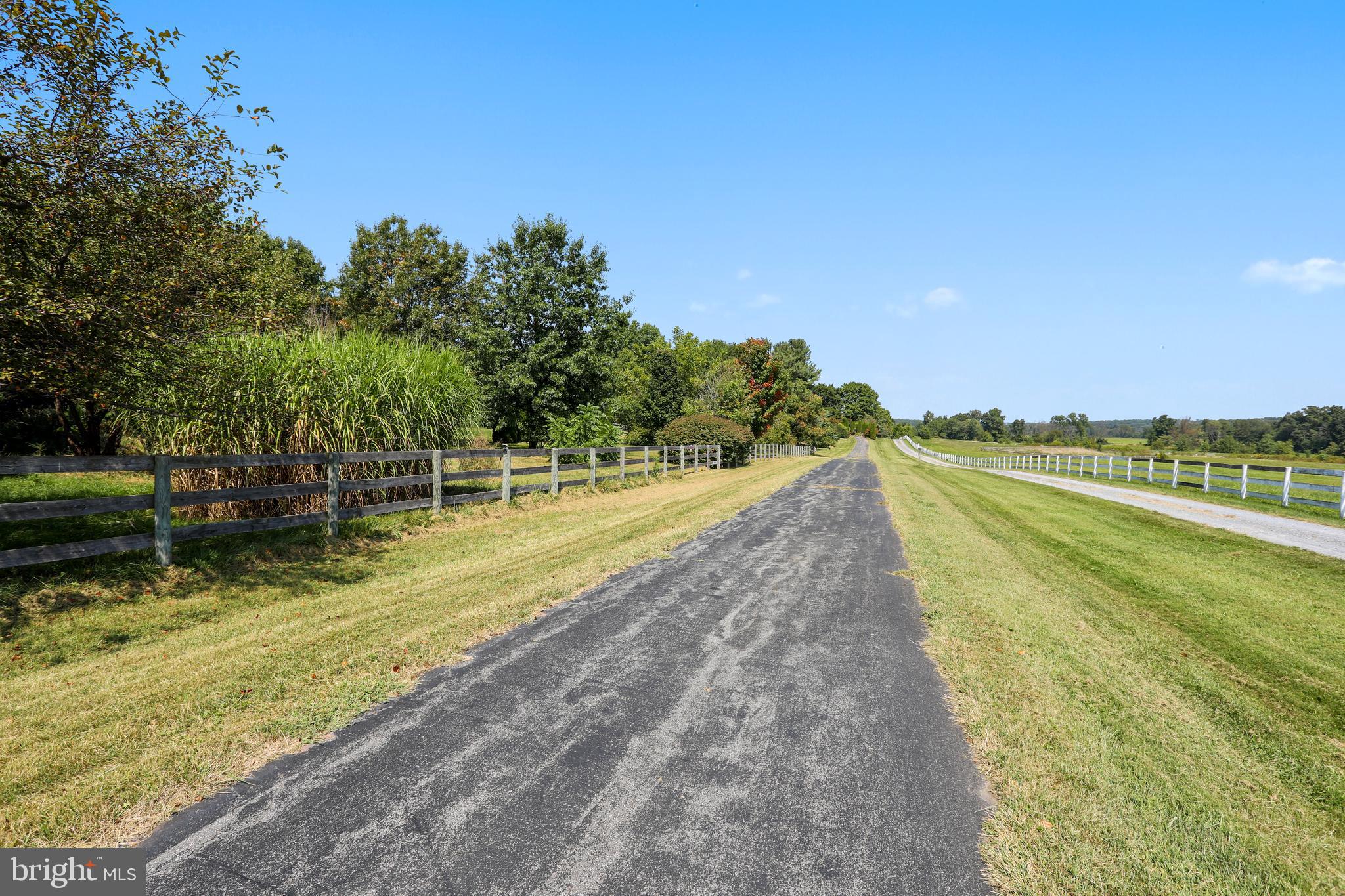 18325 Darnestown Road Boyds, MD 20841 - Photo 33 of 42 Driveway off of Darnestown Road