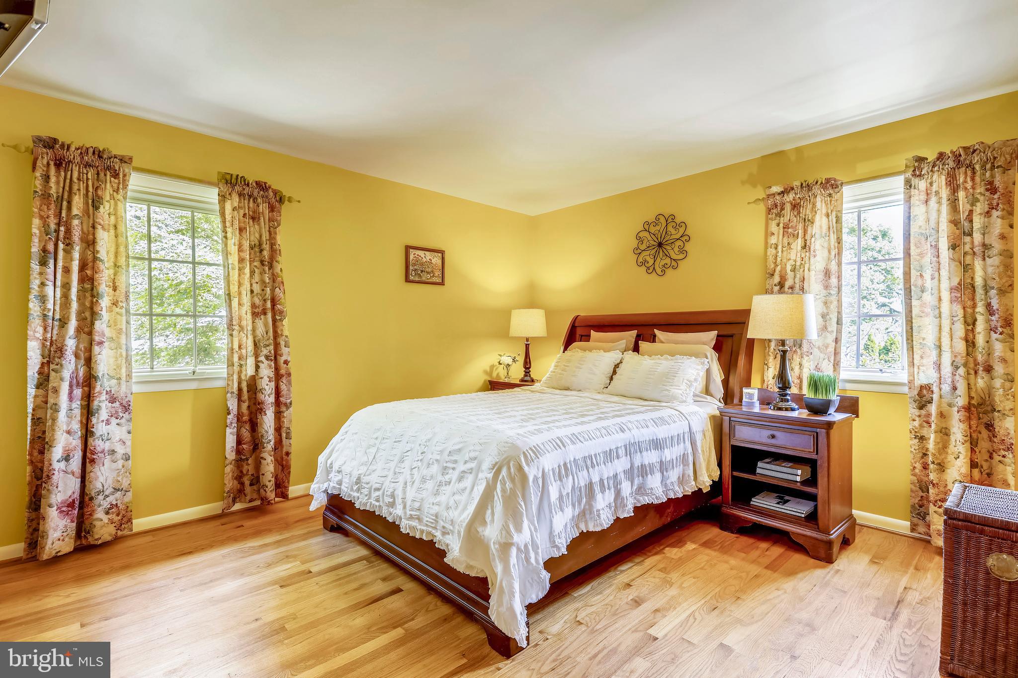 18325 Darnestown Road Boyds, MD 20841 - Photo 6 of 42 Master Bedroom