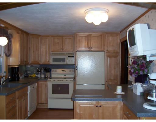 19 Heath Road Peabody, MA 01960 - Photo 5 of 20 Gallery Image 5