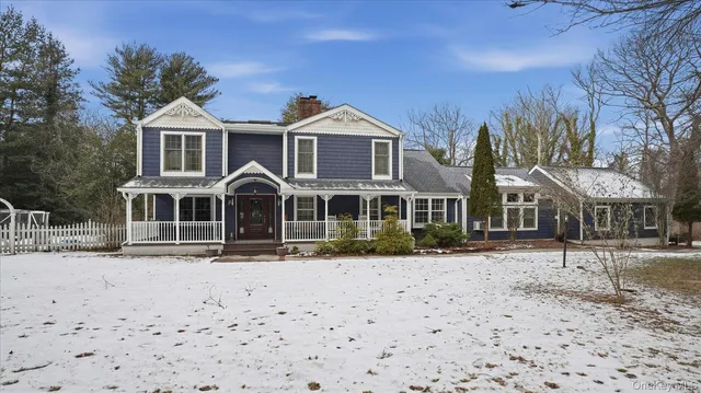 $1,299,000 | 1 Tracklot Road, St. James, NY 11780