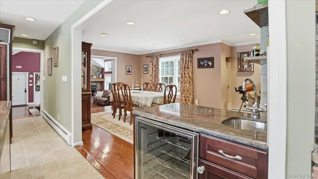 $1,299,000 | 1 Tracklot Road, St. James, NY 11780