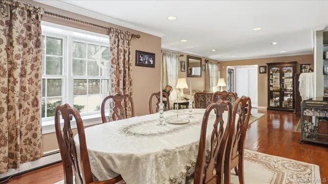 $1,299,000 | 1 Tracklot Road, St. James, NY 11780