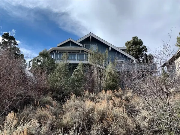 $2,495 | 1136 Mt Verdi Road, Big Bear City, CA 92314