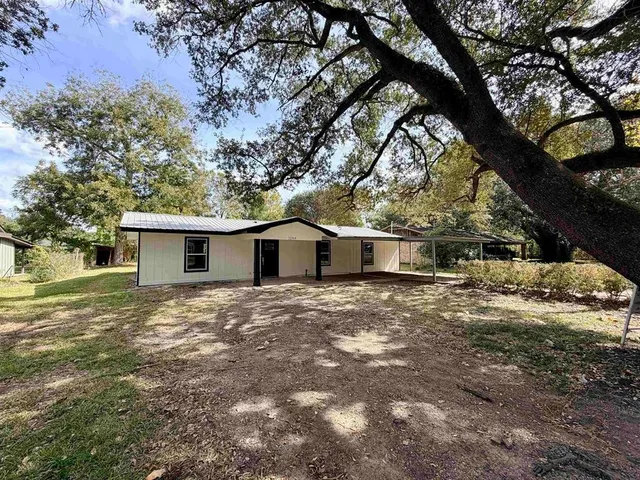$179,900 | 3244 Brent Drive, Orange, TX 77632