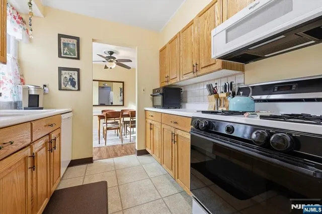 $350,000 | 349 Bloomfield Avenue, Unit 117, Verona, NJ 07044