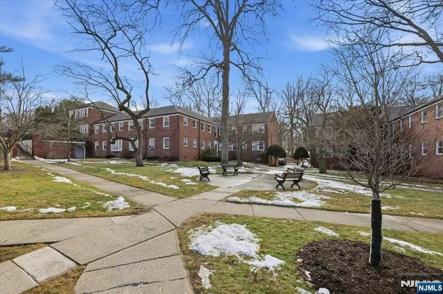 $350,000 | 349 Bloomfield Avenue, Unit 117, Verona, NJ 07044