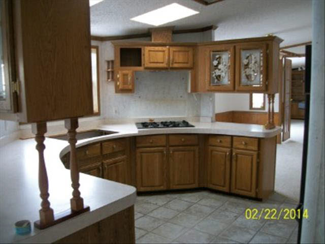 6464 Colf Road Carleton, MI 48117 - Photo 3 of 8 20393181-2.JPG