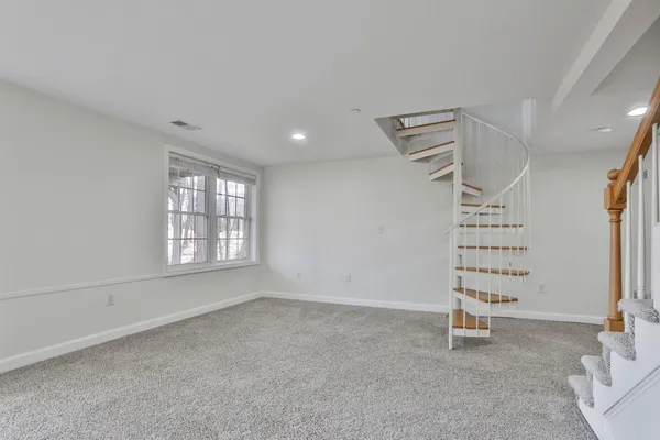 $3,000 | 92 Barrington Avenue, Nashua, NH 03062